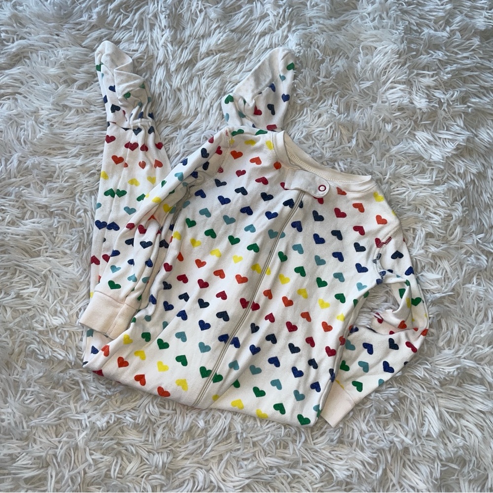 Primary Kids Pajama Set with Multicolor Heart Print